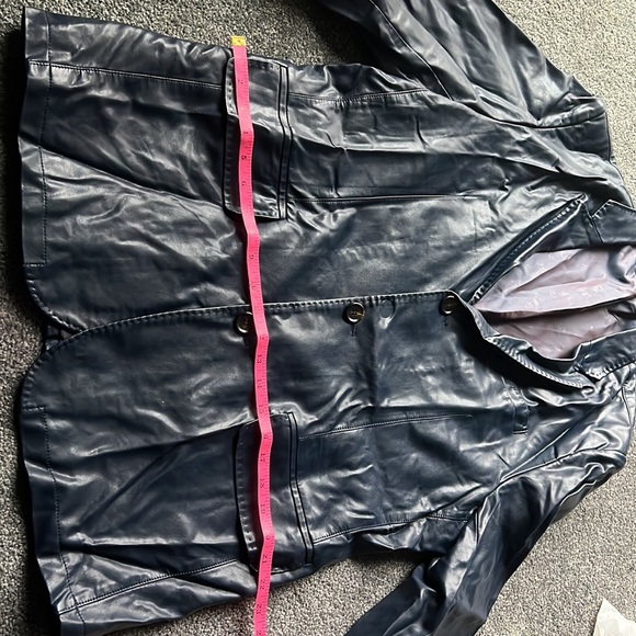 Jacket - Picture 6 of 7